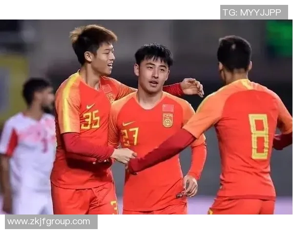 中国男足迎战韩国队期待突破历史瓶颈争取首胜的关键之战 中国男足迎战韩国队期待突破历史瓶颈争取首胜的关键之战